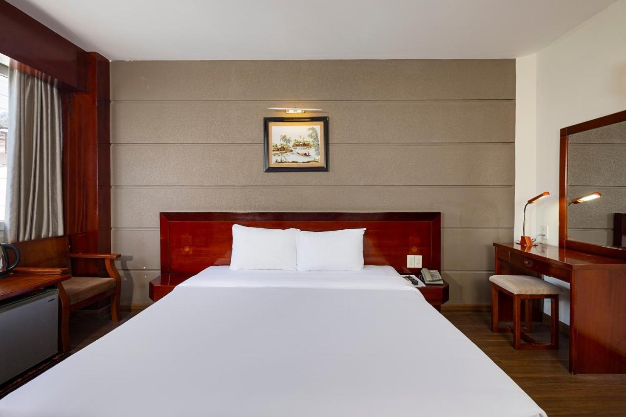Centersea Hotel Нячанг Экстерьер фото