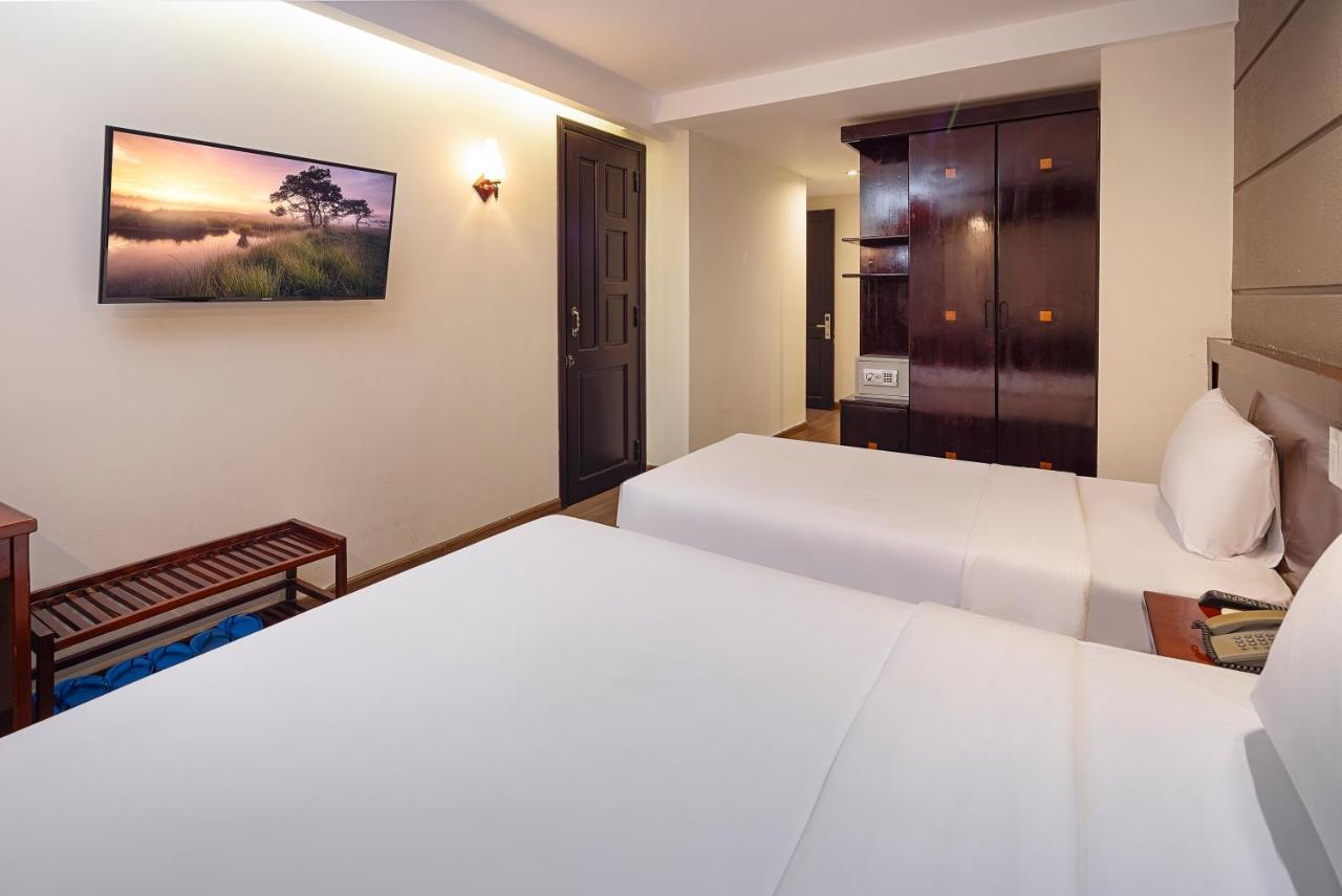 Centersea Hotel Нячанг Экстерьер фото